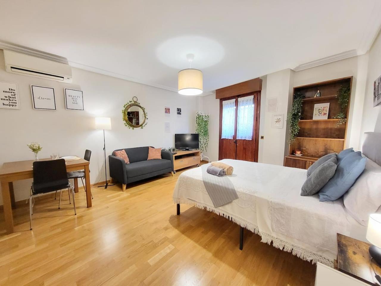 Apartamento Plaza Espana Gran Via Centro Apartment Madrid Exterior photo
